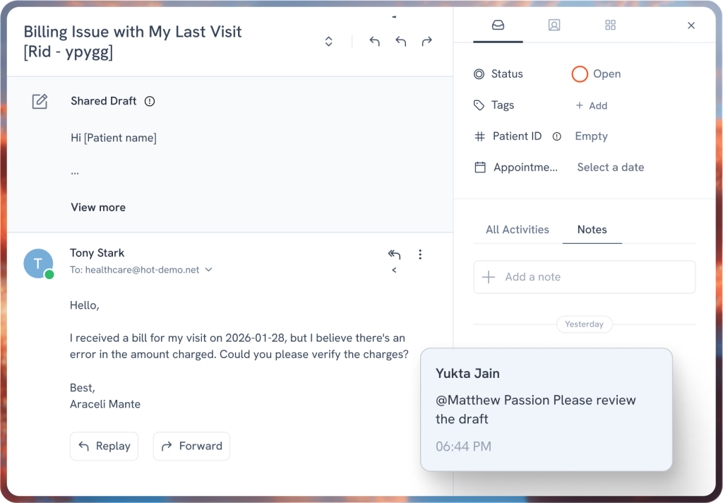 Use internal notes to loop in colleagues and have discussions on tickets